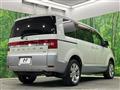 2016 Mitsubishi Delica D5