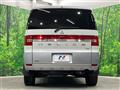 2016 Mitsubishi Delica D5