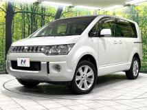 2016 Mitsubishi Delica D5