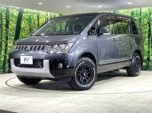 2016 Mitsubishi Delica D5