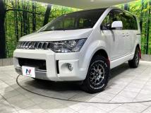 2018 Mitsubishi Delica D5