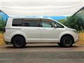 2019 Mitsubishi Delica D5