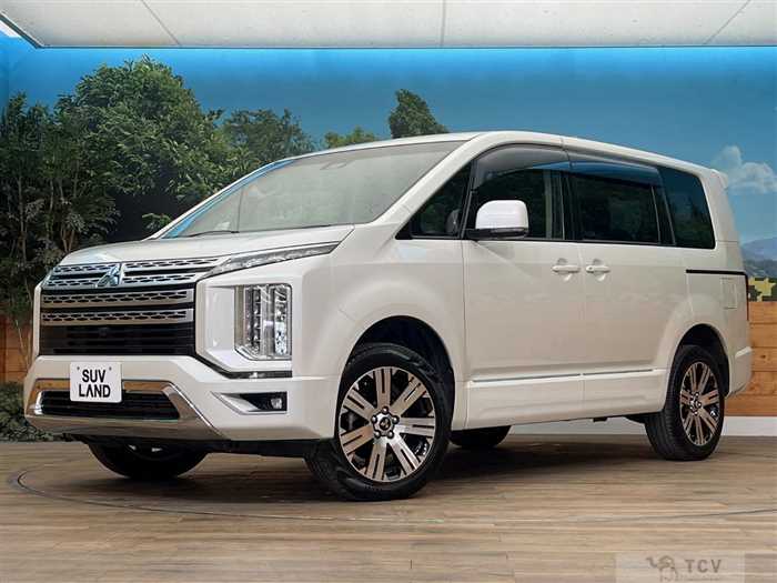 2019 Mitsubishi Delica D5