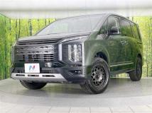 2019 Mitsubishi Delica D5