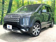 2019 Mitsubishi Delica D5