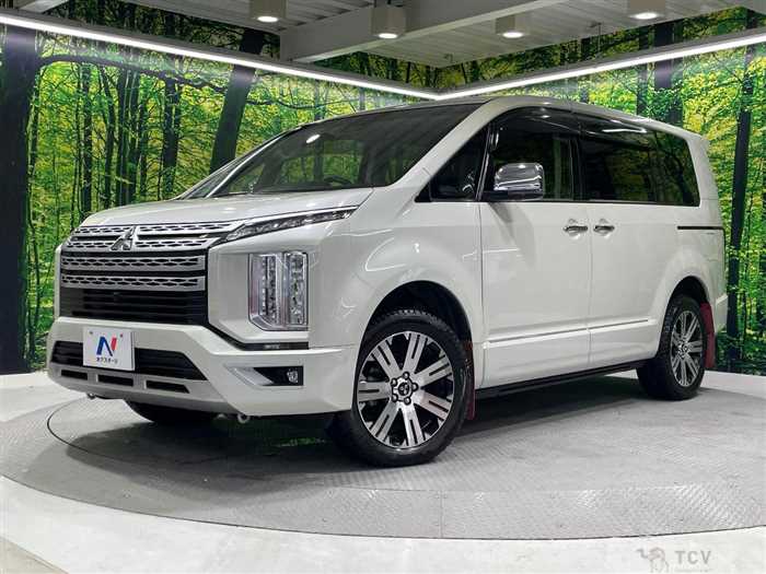 2019 Mitsubishi Delica D5