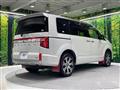2019 Mitsubishi Delica D5