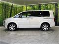 2021 Mitsubishi Delica D5
