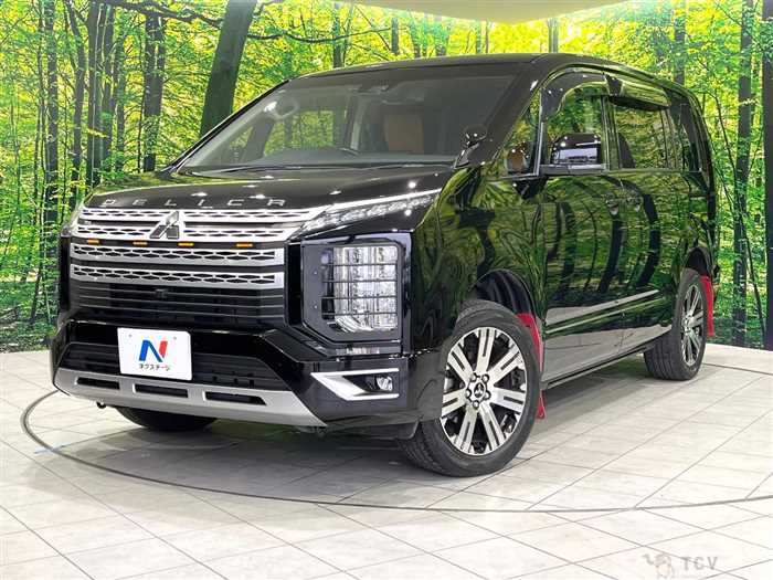2021 Mitsubishi Delica D5
