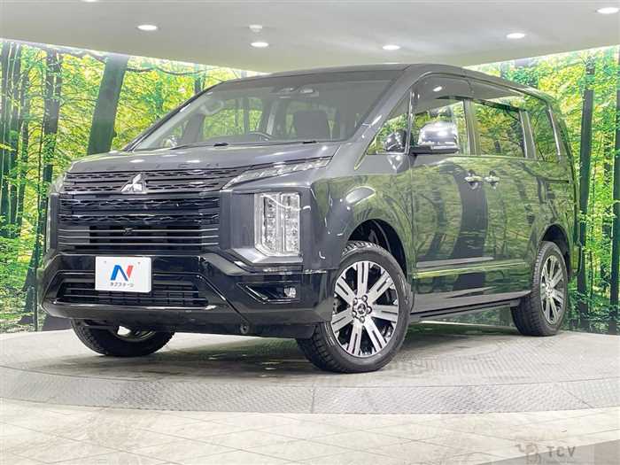 2022 Mitsubishi Delica D5