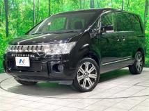 2016 Mitsubishi Delica D5