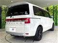 2011 Mitsubishi Delica D5