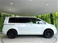 2011 Mitsubishi Delica D5