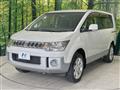 2011 Mitsubishi Delica D5