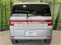 2011 Mitsubishi Delica D5