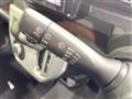 2015 Daihatsu WAKE
