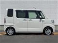 2017 Daihatsu WAKE