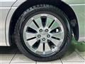 2004 Toyota Alphard