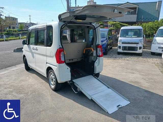 2016 Daihatsu Tanto