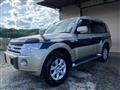 2010 Mitsubishi Pajero