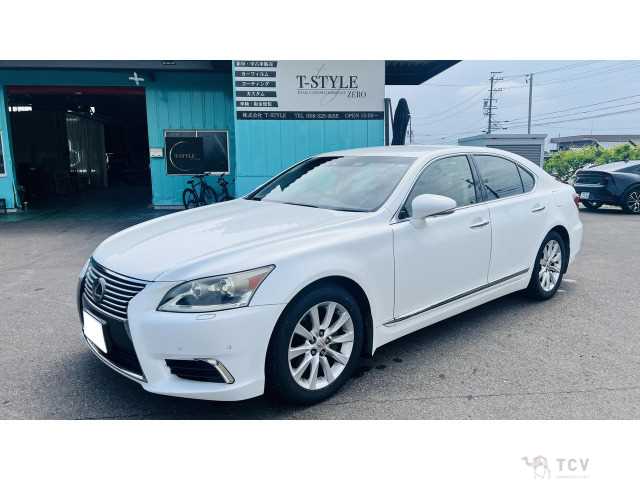2013 Lexus LS