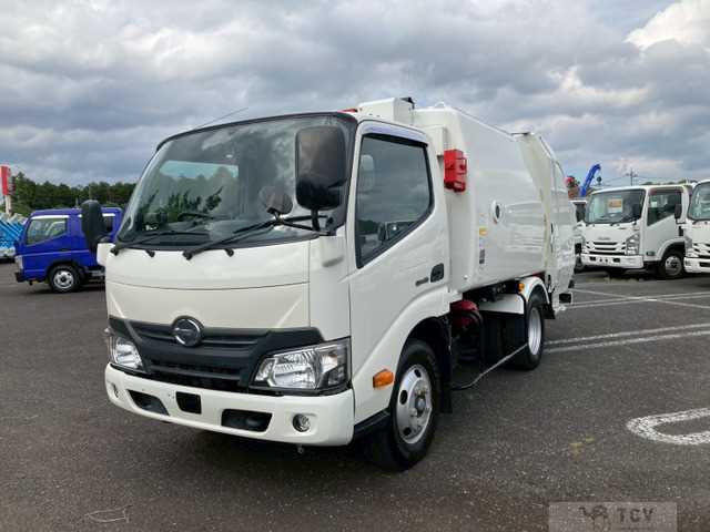 2017 Hino Dutro