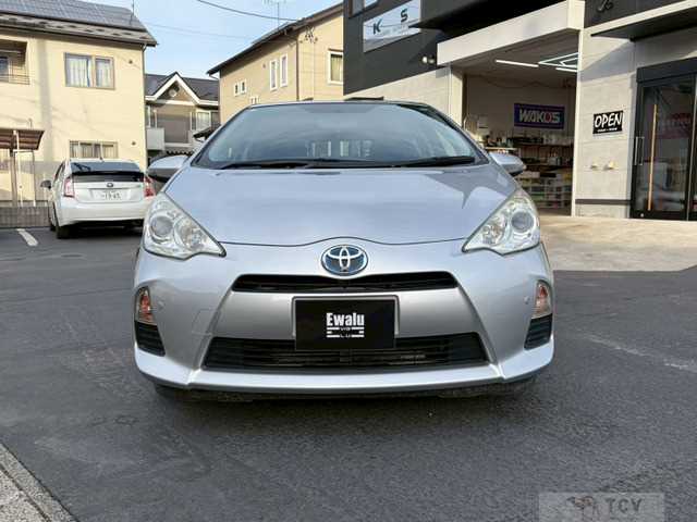 2013 Toyota AQUA