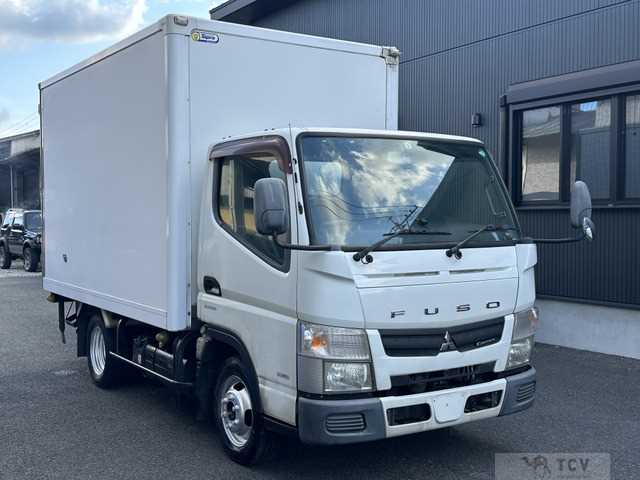 2015 Mitsubishi Canter
