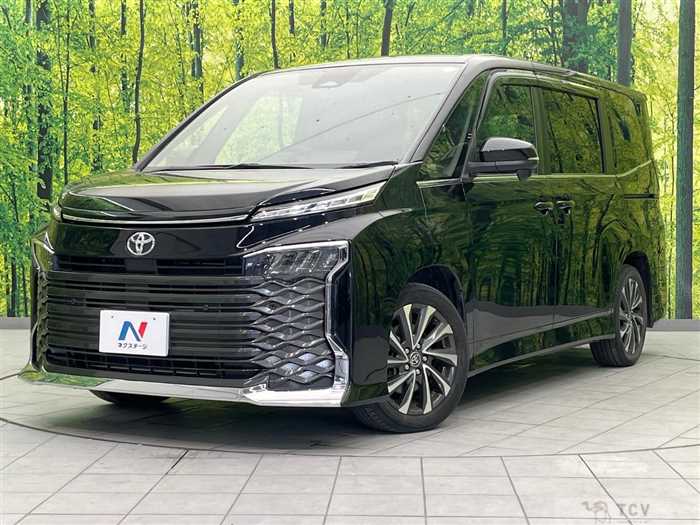 2022 Toyota Voxy