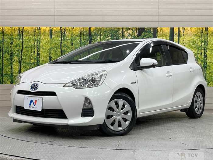 2013 Toyota AQUA
