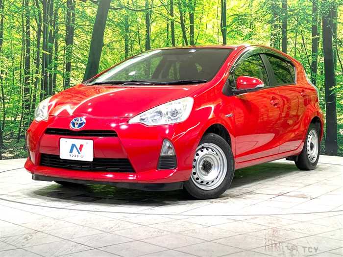 2013 Toyota AQUA