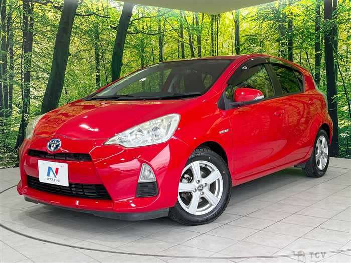 2013 Toyota AQUA