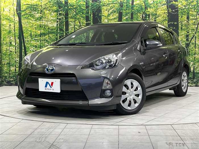 2013 Toyota AQUA