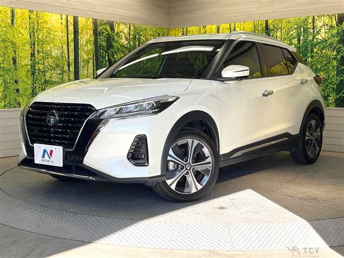 2022 Nissan KIX