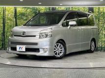 2007 Toyota Voxy