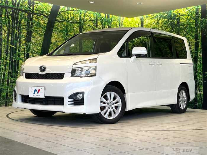 2011 Toyota Voxy