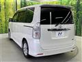 2012 Toyota Voxy