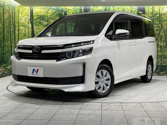 2017 Toyota Voxy