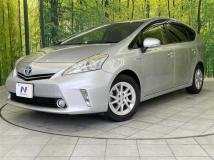 2013 Toyota PRIUS α