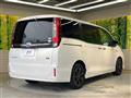 2016 Toyota Esquire