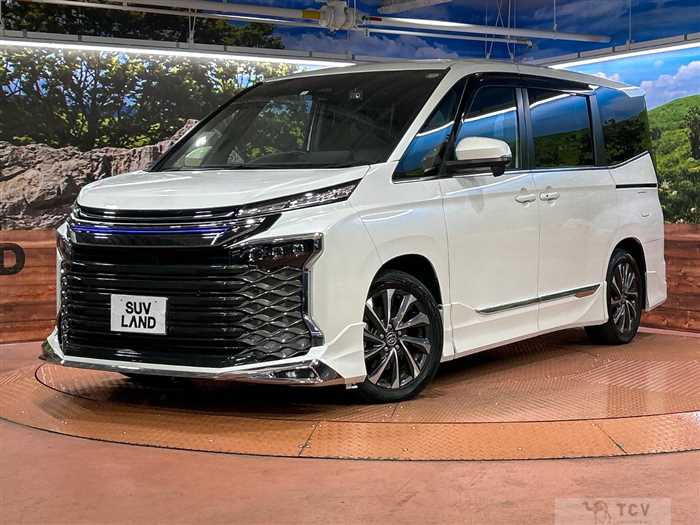 2023 Toyota Voxy