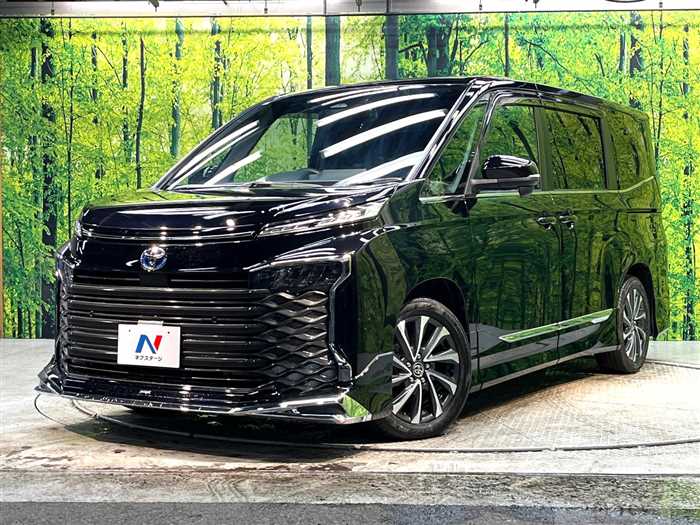 2023 Toyota Voxy