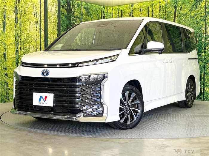 2023 Toyota Voxy