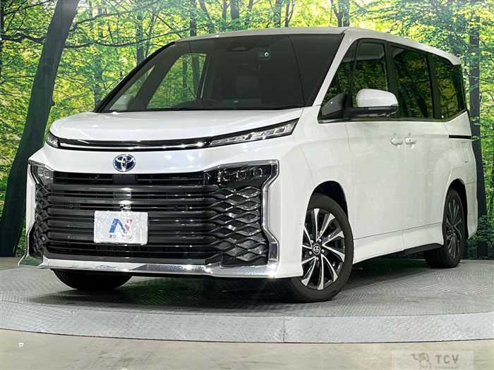 2023 Toyota Voxy