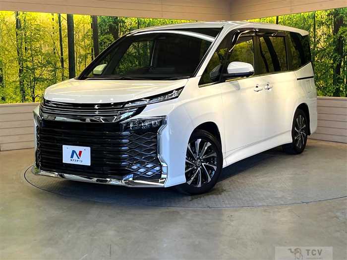 2024 Toyota Voxy