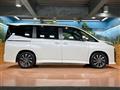 2025 Toyota Voxy