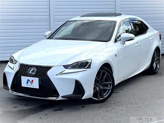 2017 Lexus IS