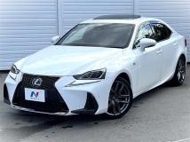 2017 Lexus IS