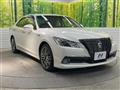 2013 Toyota Crown Hybrid