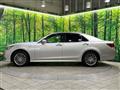 2016 Toyota Crown Hybrid